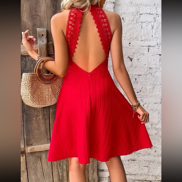 Boho lace panel open back halter dress - Picture 3 of 6